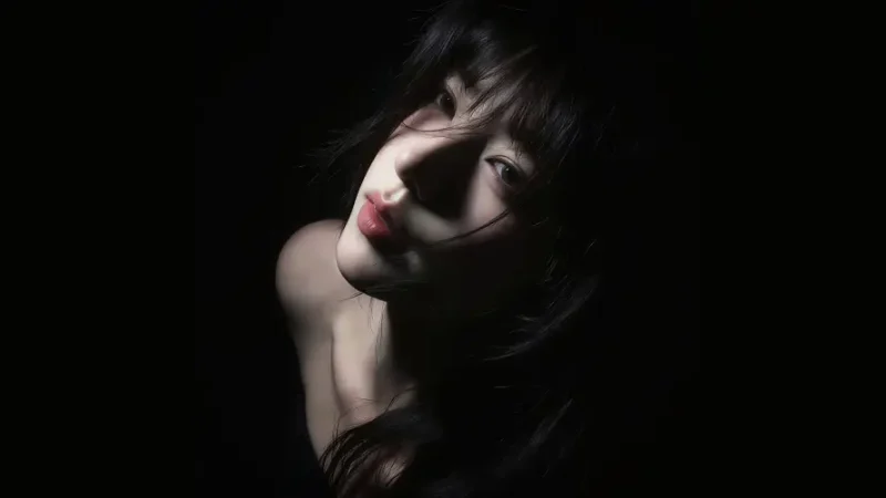 [电脑壁纸][100001]仰头艺术美女-优聚网